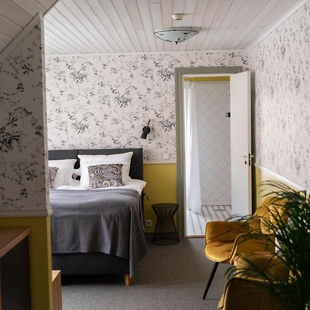 Vanalinna Boutique Hotel Kuressaare Esterno foto