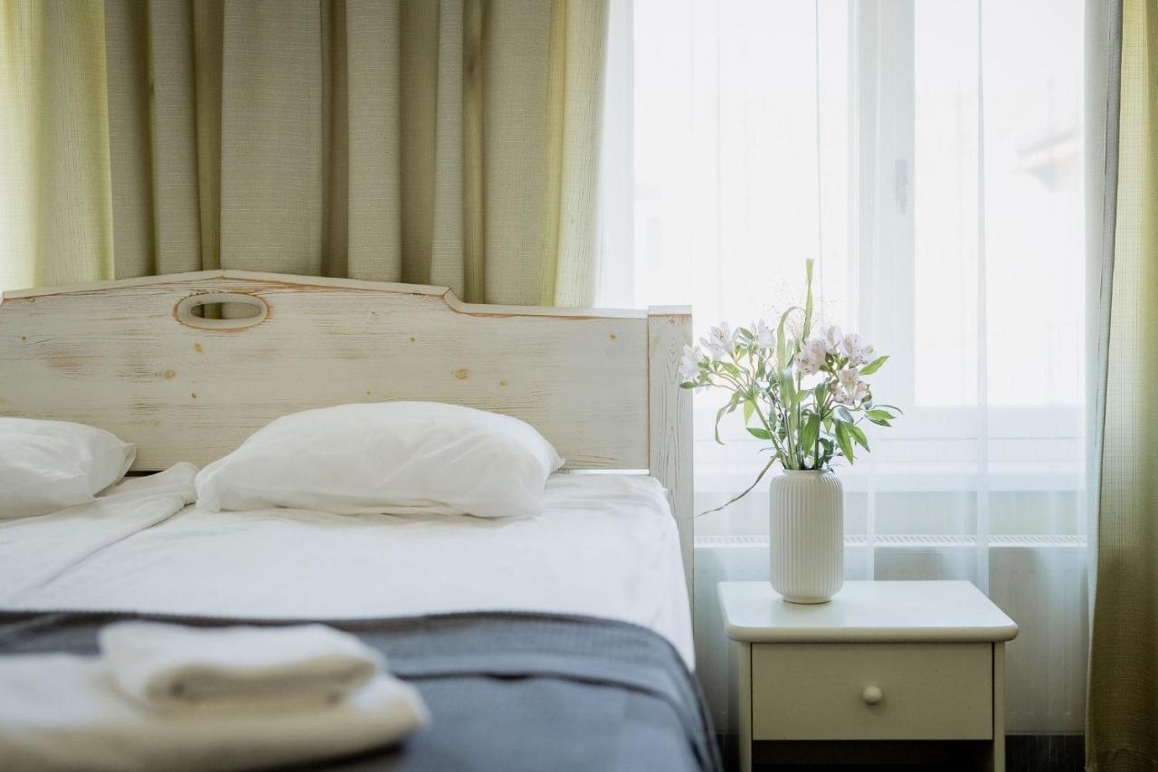 Vanalinna Boutique Hotel Kuressaare Esterno foto