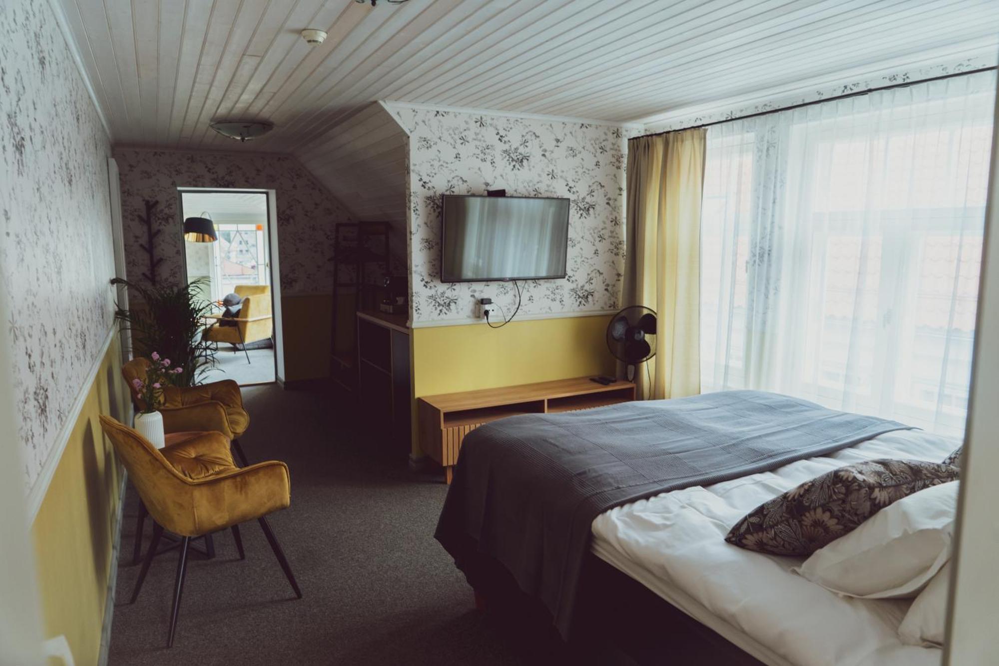Vanalinna Boutique Hotel Kuressaare Esterno foto