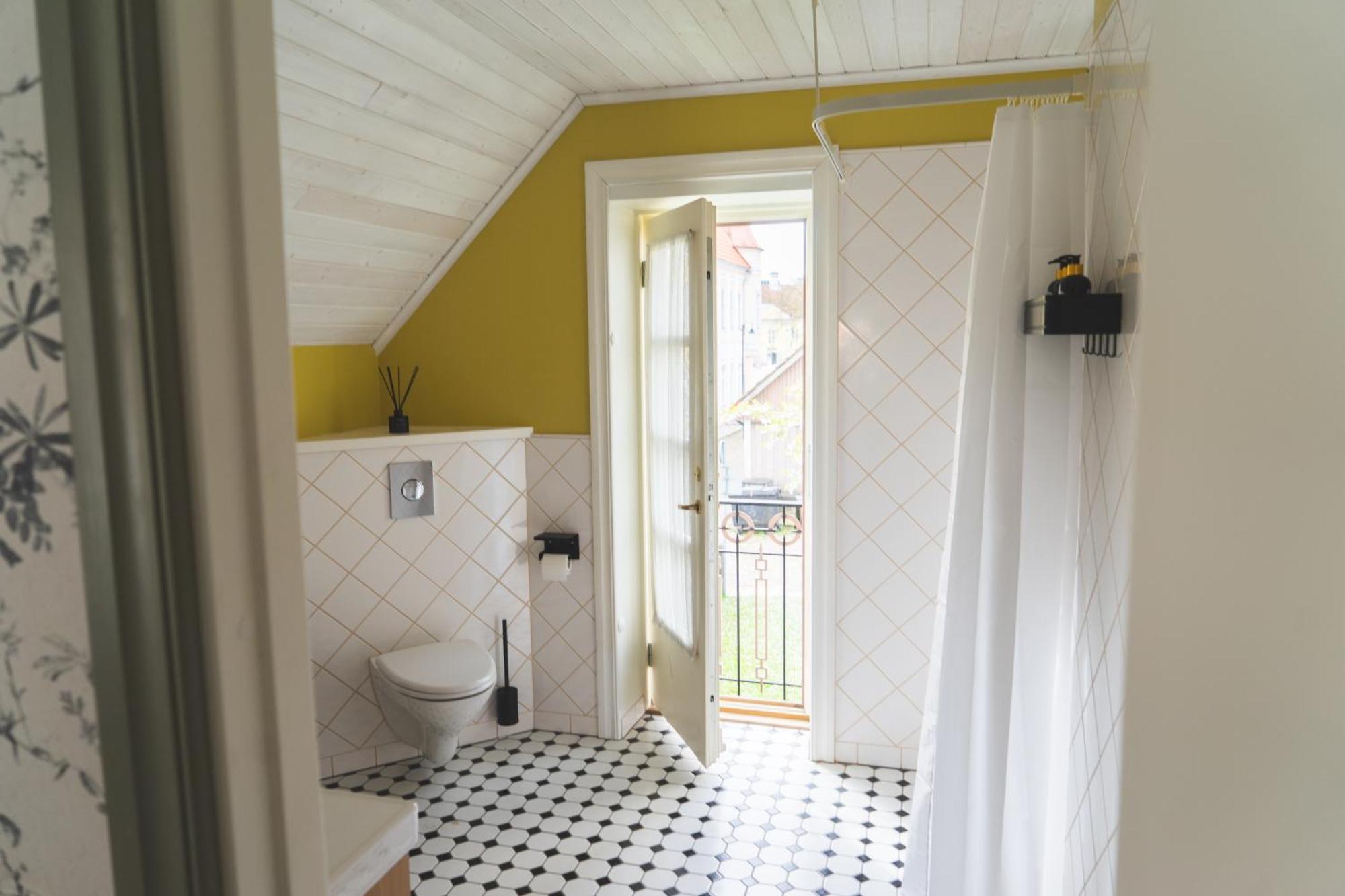 Vanalinna Boutique Hotel Kuressaare Esterno foto