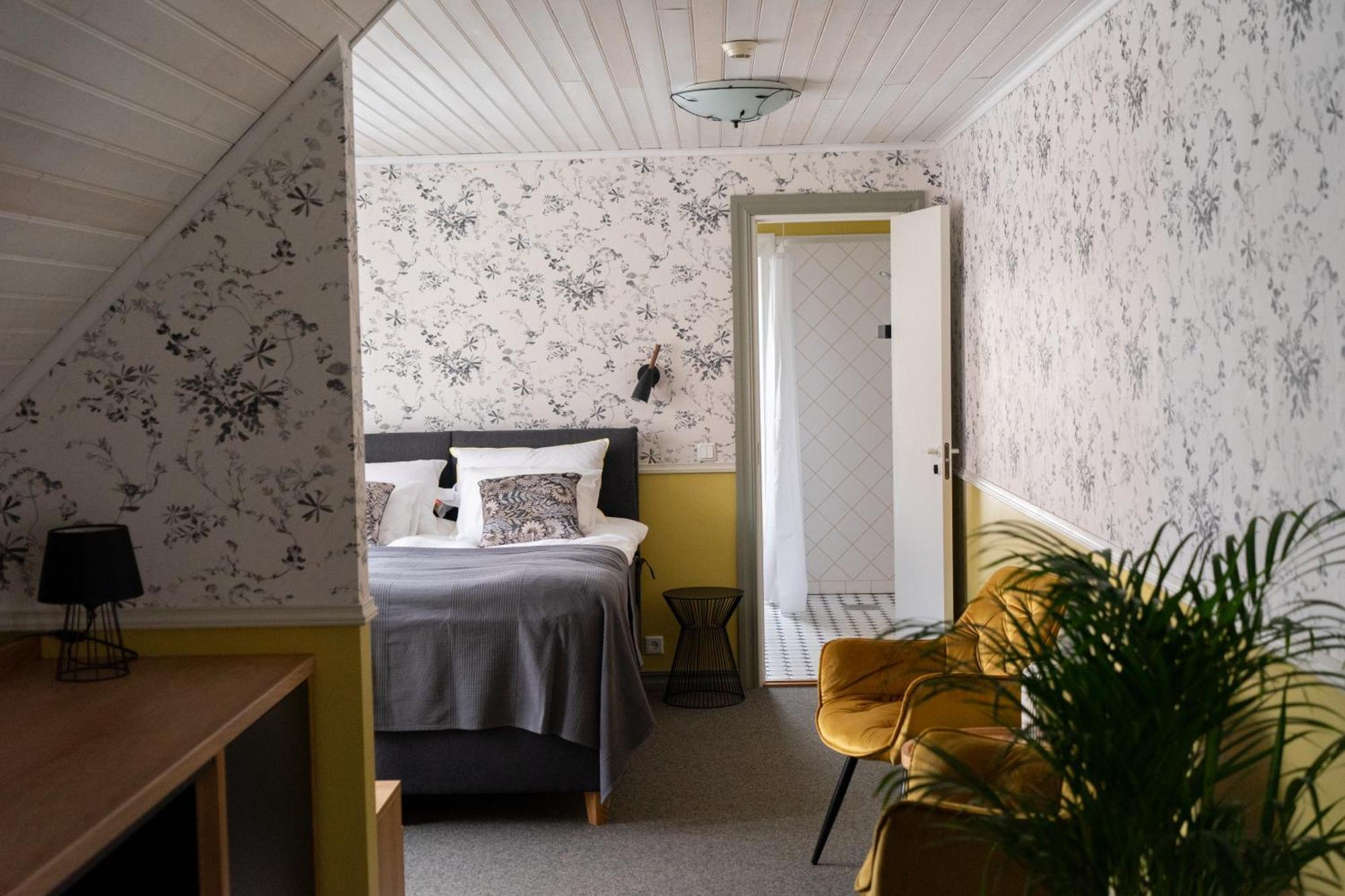 Vanalinna Boutique Hotel Kuressaare Esterno foto