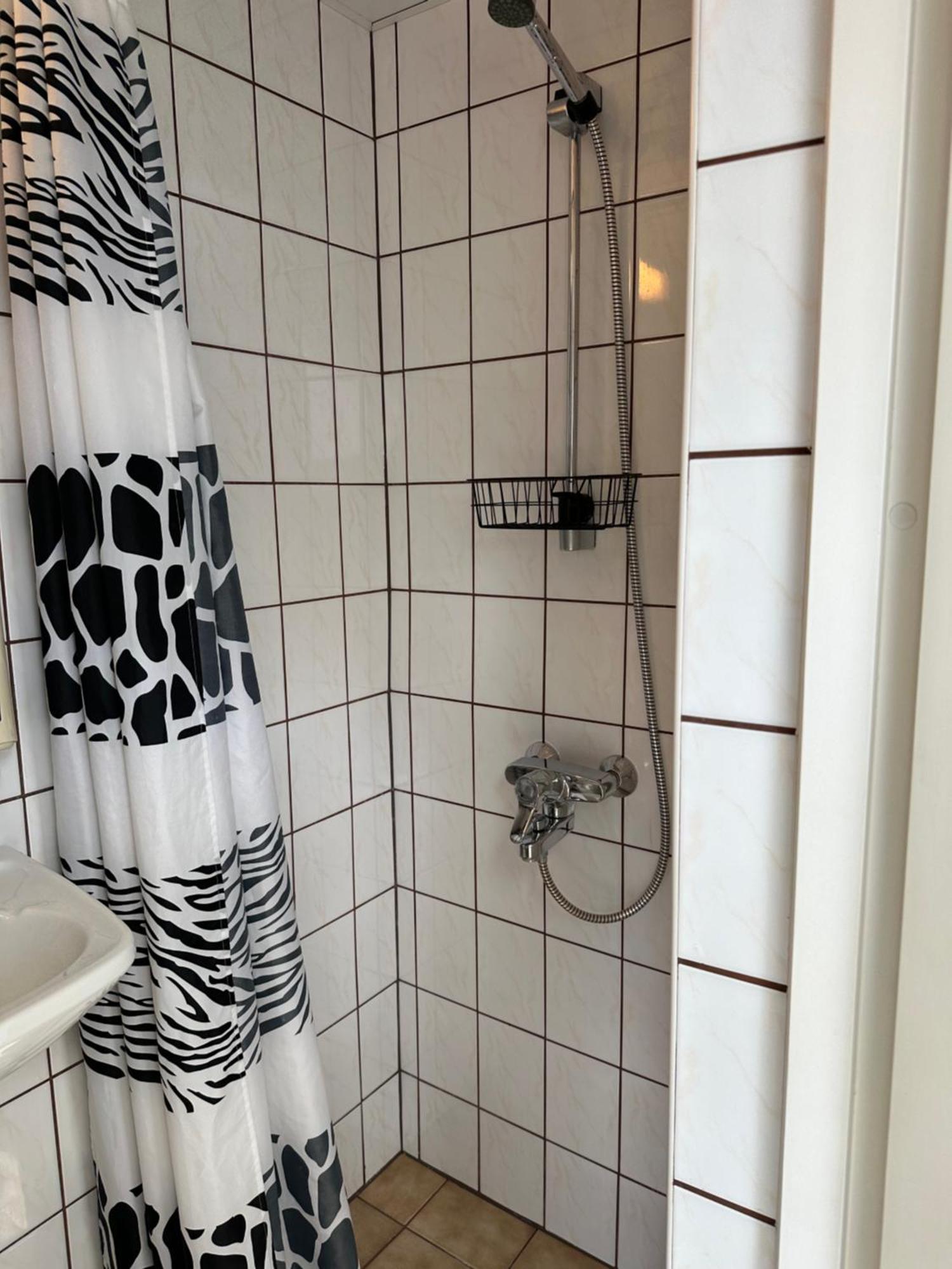 Vanalinna Boutique Hotel Kuressaare Esterno foto