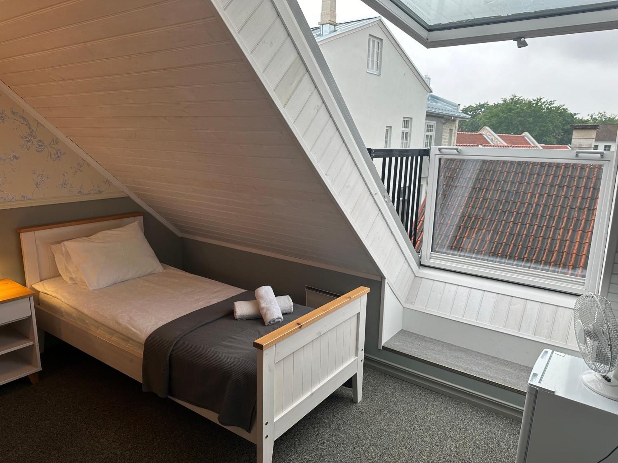 Vanalinna Boutique Hotel Kuressaare Esterno foto