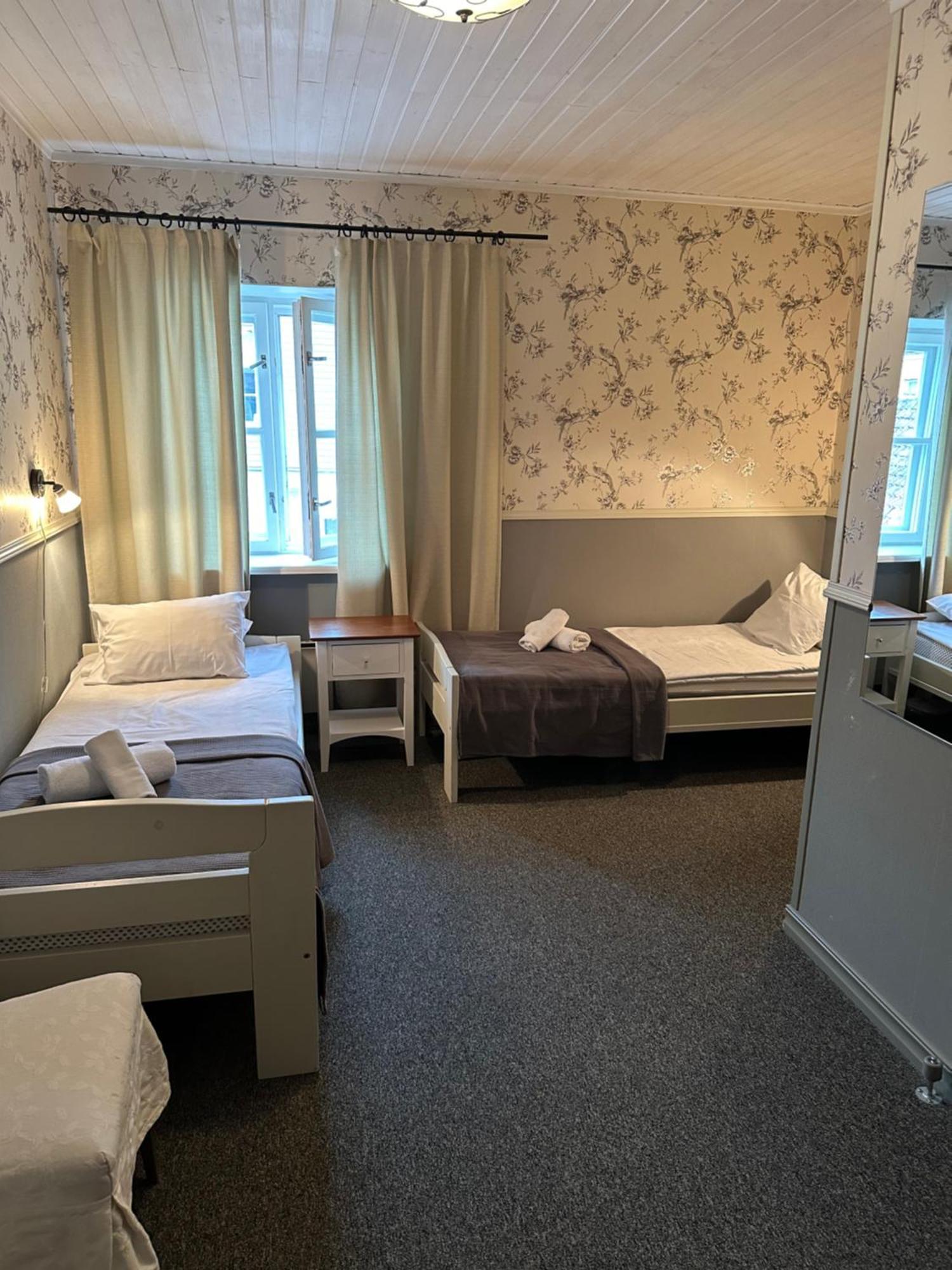 Vanalinna Boutique Hotel Kuressaare Esterno foto