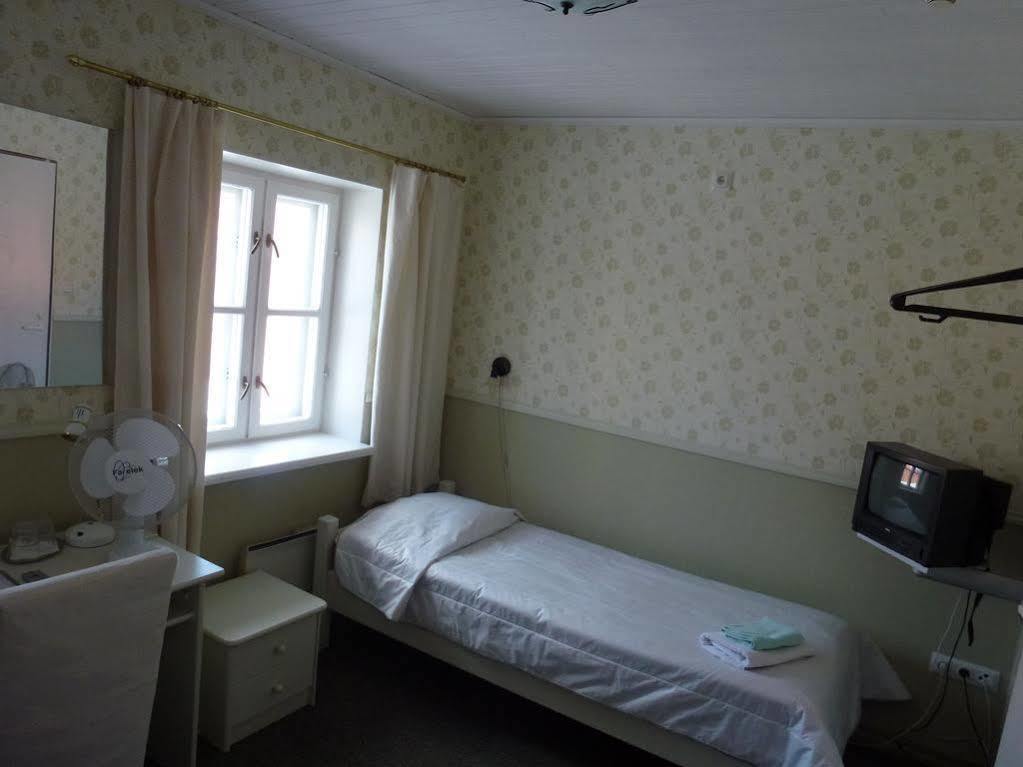 Vanalinna Boutique Hotel Kuressaare Esterno foto